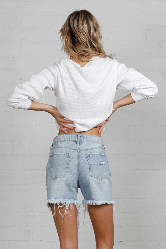 HIGH RISE MIDI DESTROYED SHORTS