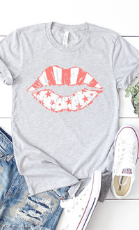 White Stars & pink stripes lips PLUS graphic tee