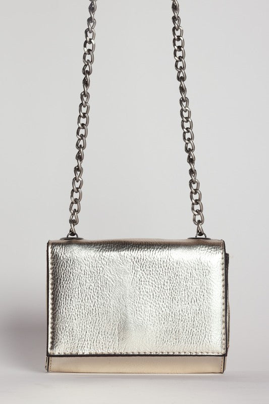 METALLIC CROSSBODY BAG - Ivy & Lane