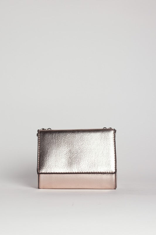 METALLIC CROSSBODY BAG - Ivy & Lane