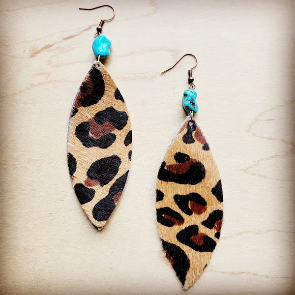 Oval Earrings in Leopard w/ Turquoise Accent - Ivy & Lane