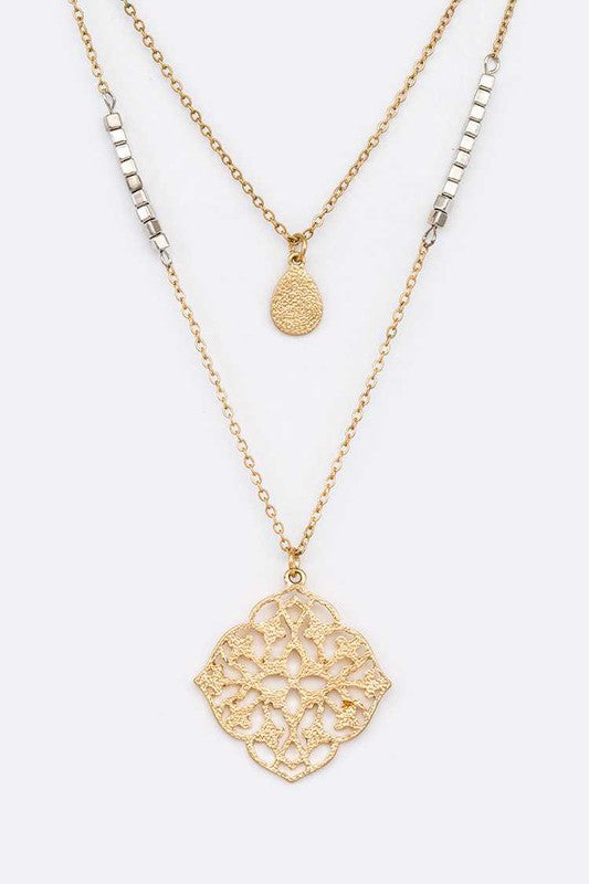 Filigree Pendant Layer Necklace