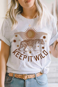 KEEP IT WILD GRAPHIC T-SHIRT