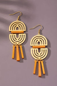 Double arch metal earrings with wood sticks - Ivy & Lane