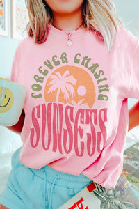 FOREVER CHASING SUNSETS GRAPHIC TEE