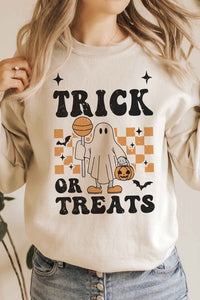 TRICK OR TREATS CHECKER GHOST Graphic Sweatshirt