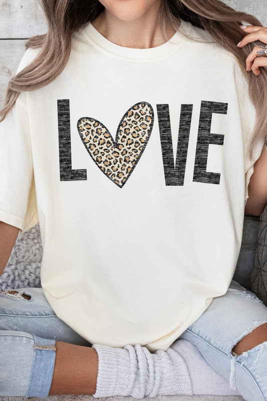 LEOPARD LOVE VALENTINE GRAPHIC TEE