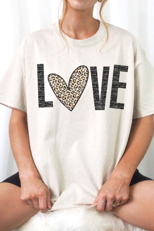 LEOPARD LOVE VALENTINE GRAPHIC TEE