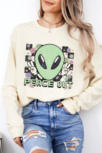 Peace Out Alien Retro Graphic Tee