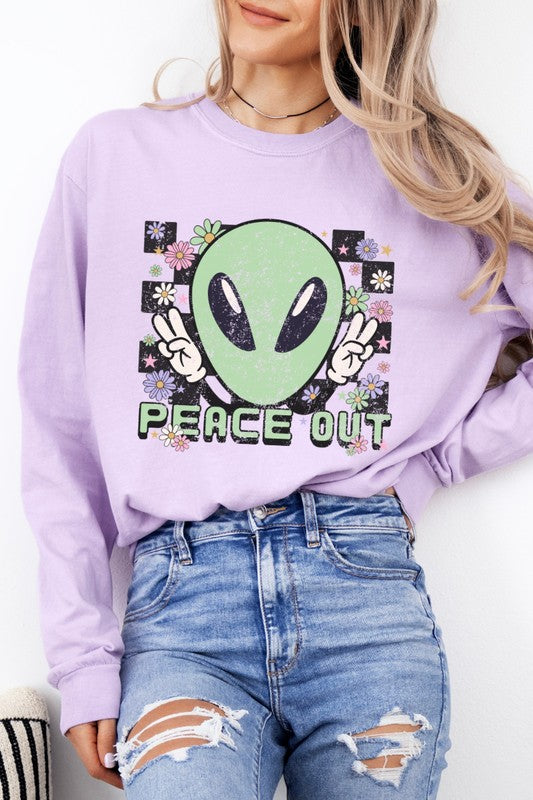 Peace Out Alien Retro Graphic Tee