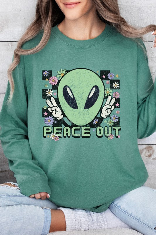 Peace Out Alien Retro Graphic Tee