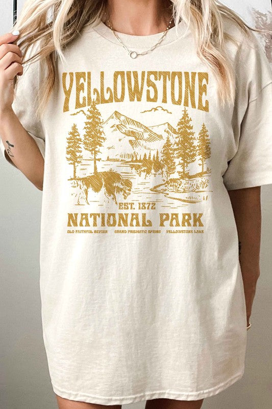 YELLOWSTONE NATIONAL PARK OVERSIZED GRAPHIC TEE