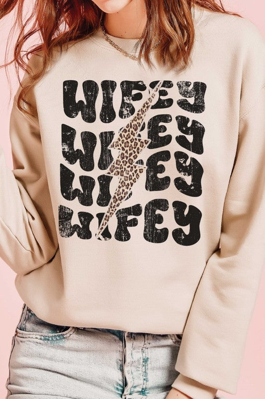 PLUS SIZE - LEOPARD LIGHTNING WIFEY Sweatshirt