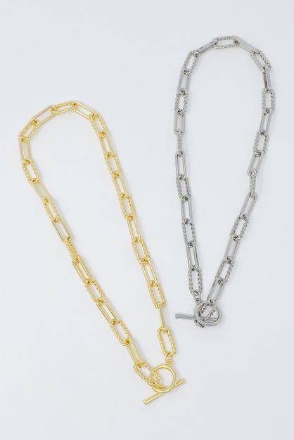 Toggle Chain Link Necklace - Ivy & Lane