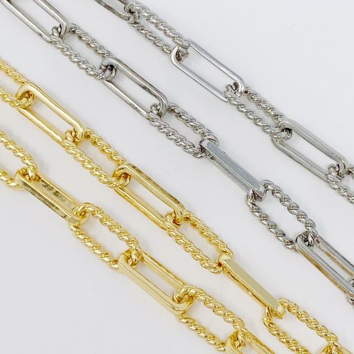 Toggle Chain Link Necklace - Ivy & Lane