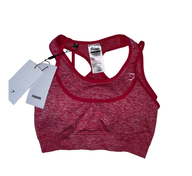 Black padded Gymshark sports bra for training and fitness – women’s activewear – Ivy & Lane