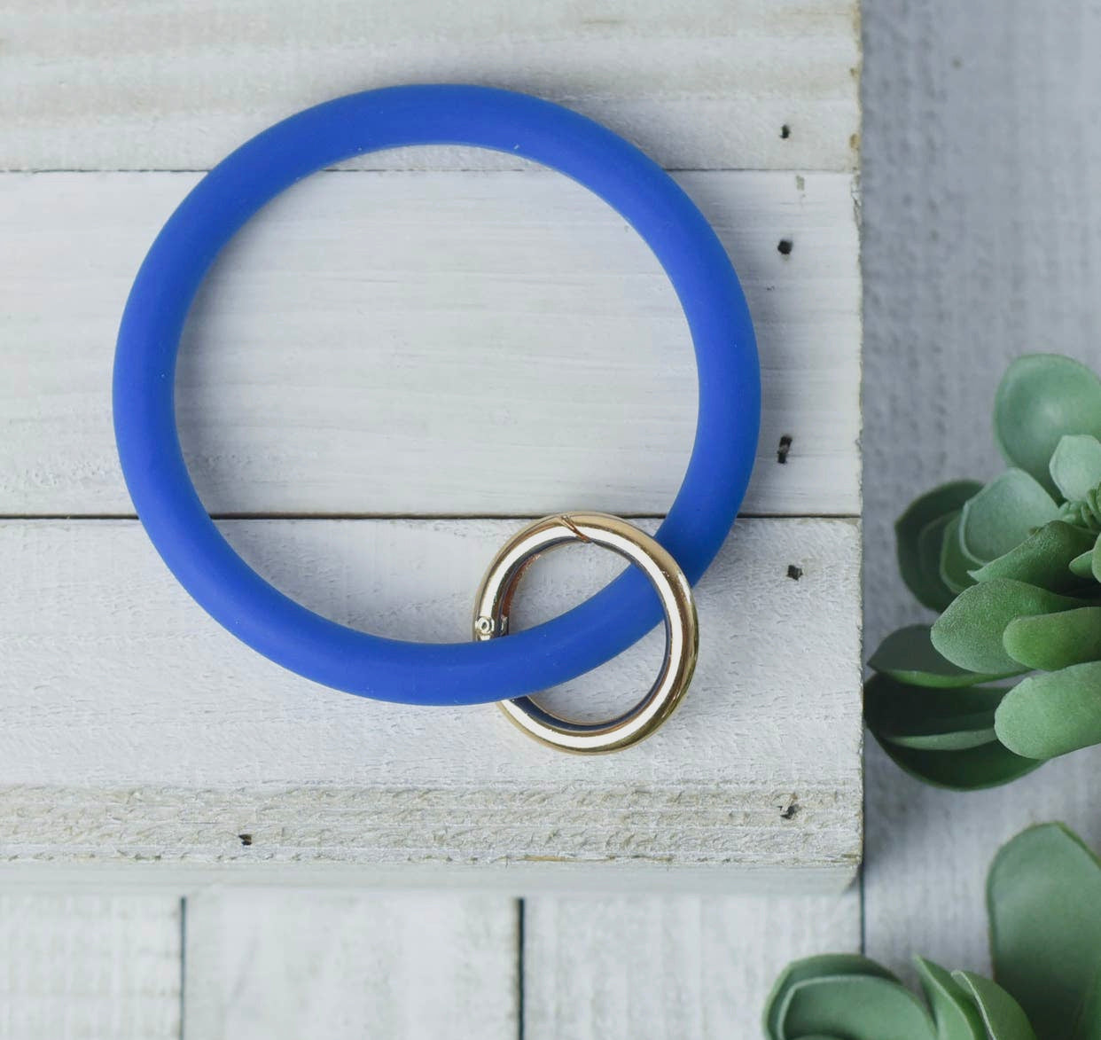 Tiffany Silicone Bangle with Keyring - Ivy & Lane