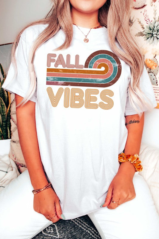 RETRO FALL VIBES Graphic Tee