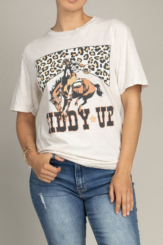 Giddy Up Graphic Top - Ivy & Lane